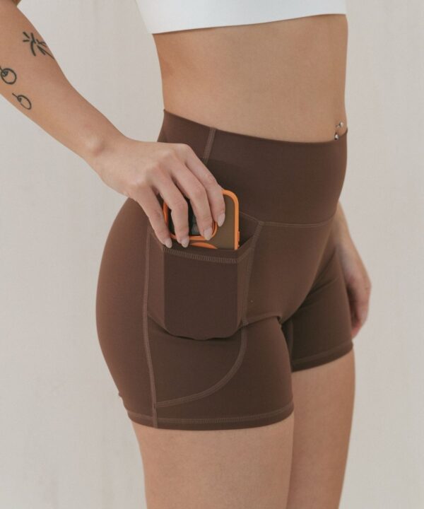 口袋系列｜解放雙手三分短褲-板栗